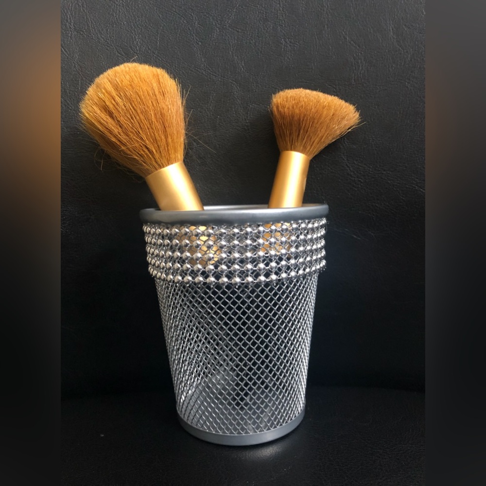New! Custom silver metal storage cup